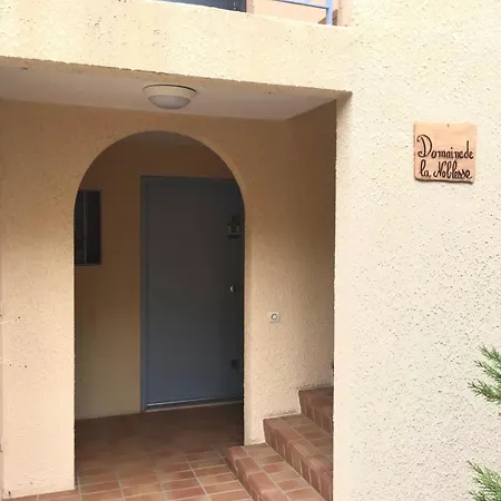 Calme Vue Apartment