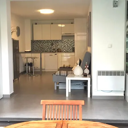 Apartment Calme Vue *